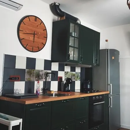 Appartement Center Tesla I & Ii