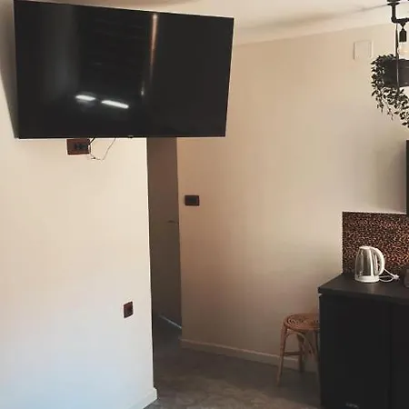 Apartman Center Tesla I & Ii *