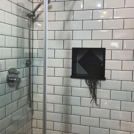 Apartman Center Tesla I & Ii